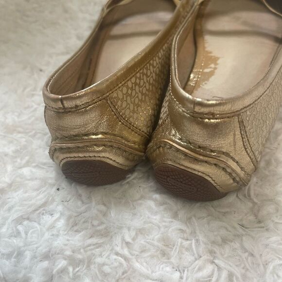 Coach Valari logo leather gold ballerina flats SZ8.5. - Picture 4 of 11